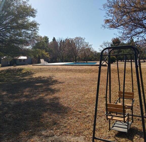 リゾートホテル El Campo Departamentos