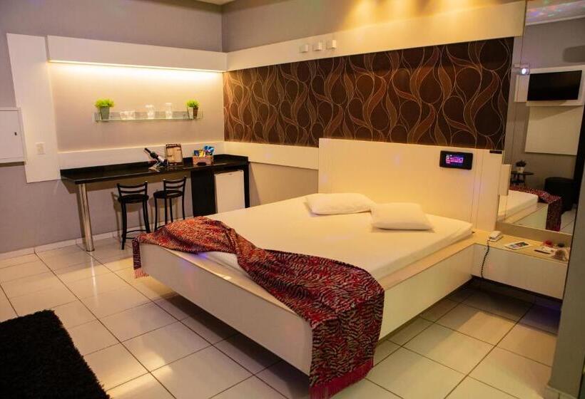 Top Motel