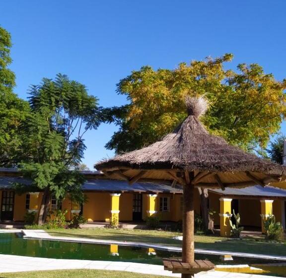 ユースホステル Posada En Las Tapias Translasierras