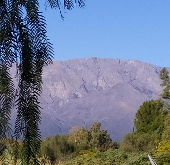 ユースホステル Posada En Las Tapias Translasierras