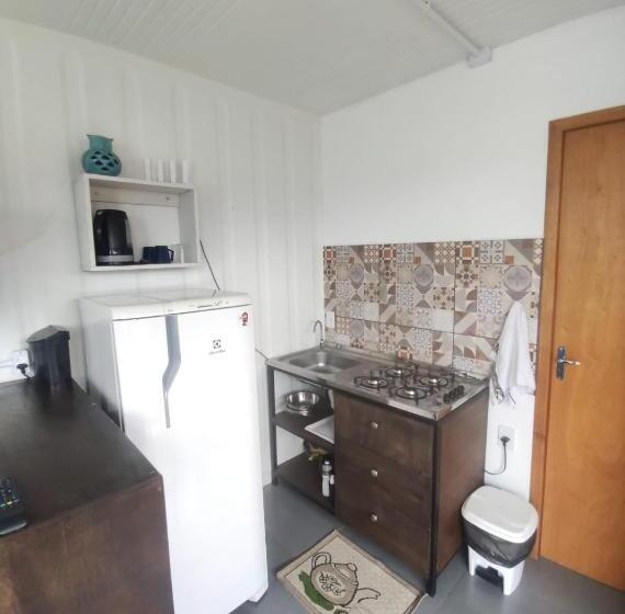 הוסטל Pousada Beach Box