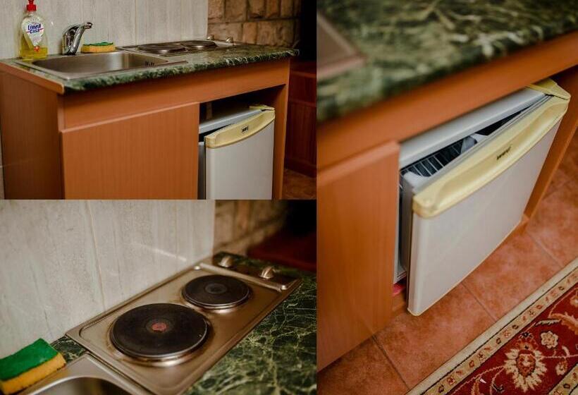 تختخواب و صبحانه Apartmani Park Kod Novice