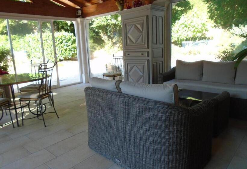 住宿加早餐  Le Chaubier