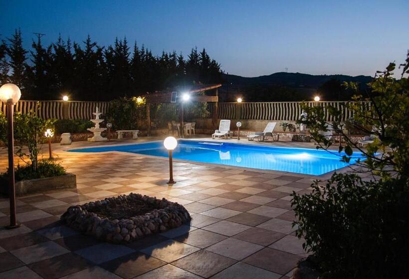 تختخواب و صبحانه Templi La Piscina