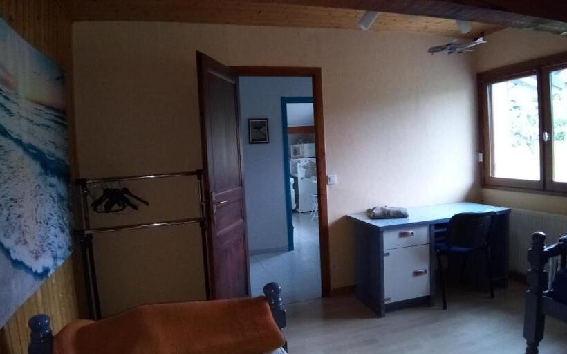 تختخواب و صبحانه Zimmer Mit Frühstück