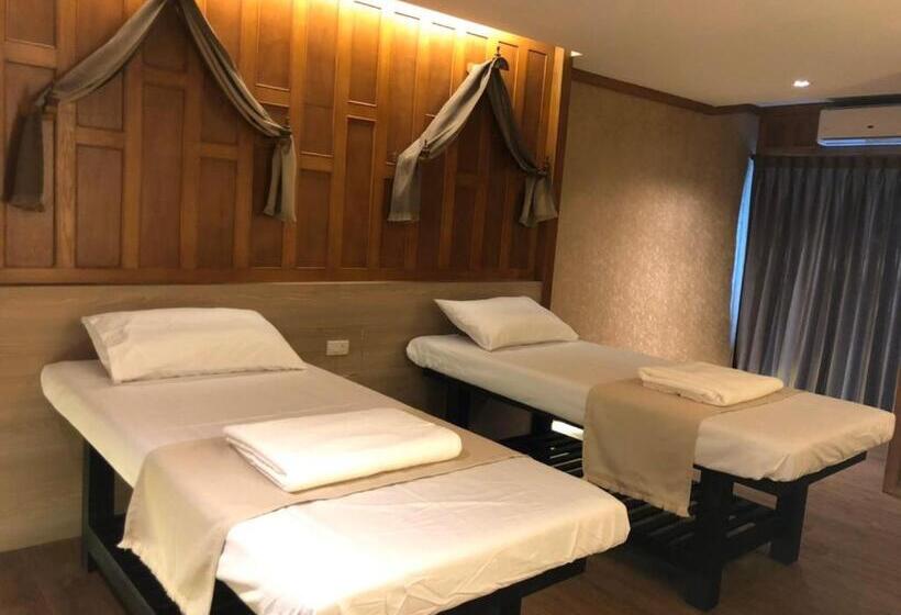 هتل Atrium Suvarnabhumi
