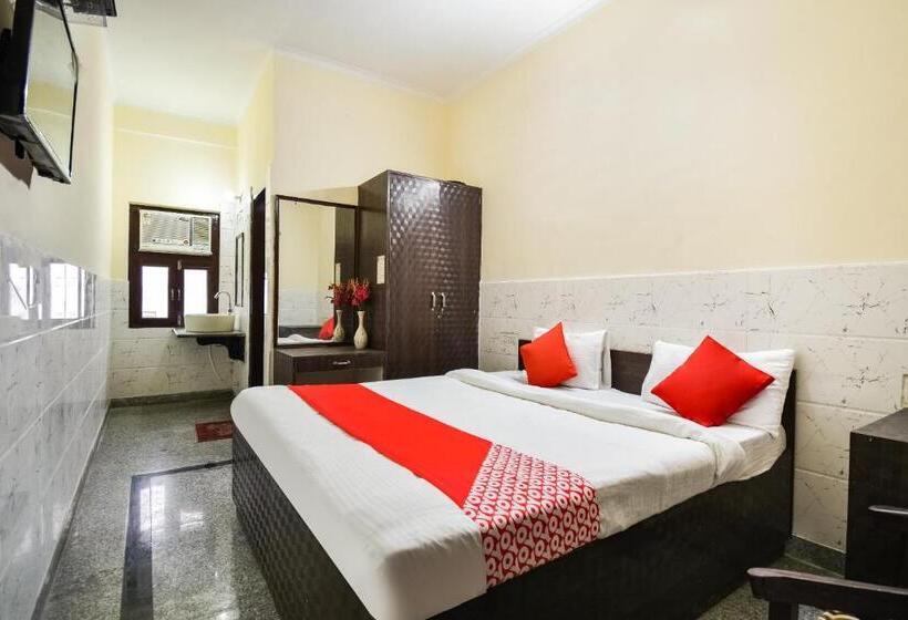 فندق Oyo Anjani Mahal Guest House