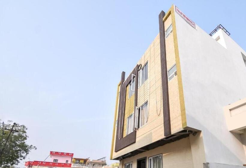 فندق Oyo Tulshi Residency