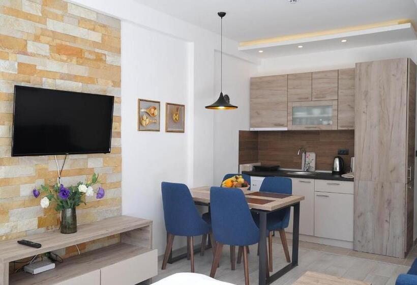 Milmari Resort   Lux Apartment