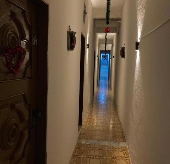 پانسیون Aquarius De Iracema