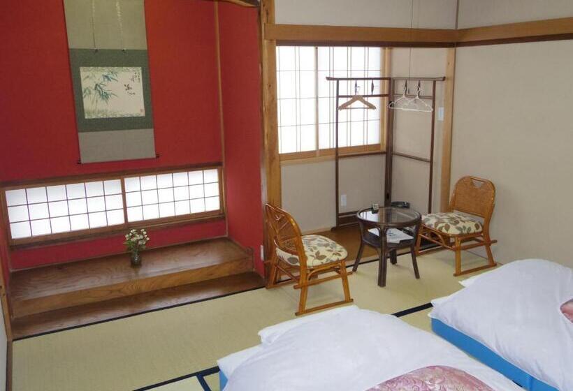 ペンション Guest House Motomiya