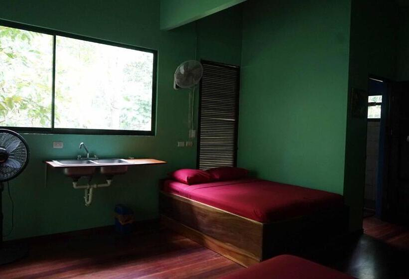 بنسيون Hospedaje El Bosquecito