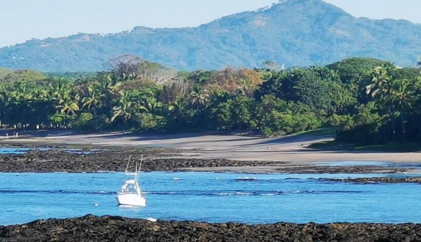 بنسيون Oceanfront Gem At La Joya De Lagarto