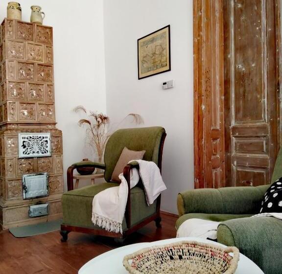 پانسیون šomin Lagum Vila