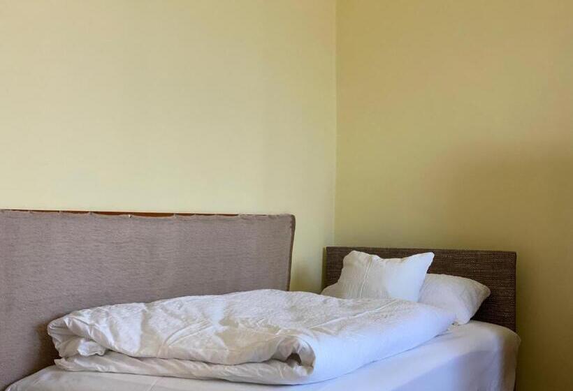 ペンション Patakparti Vendégház