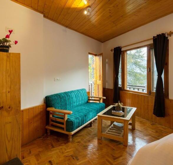 Robinhood Travel Hostel