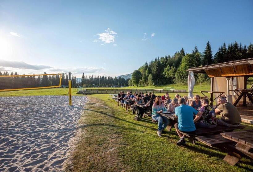 Общежитие Berghütte Burgweghof Jugendgästehaus