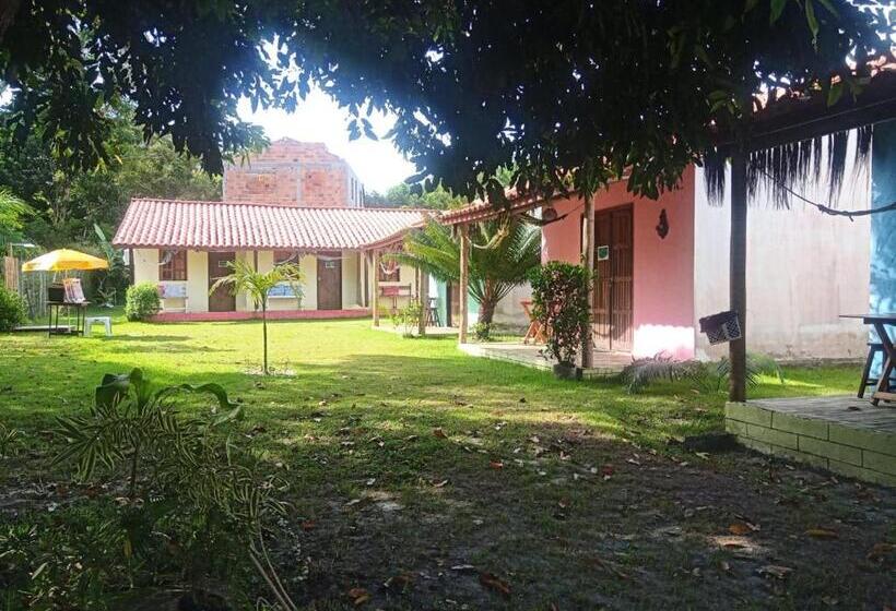 הוסטל Guedes Residence