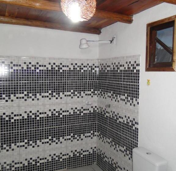 הוסטל Guedes Residence