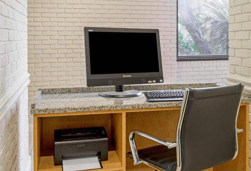 فندق صغير Quality Inn Slidell I 10