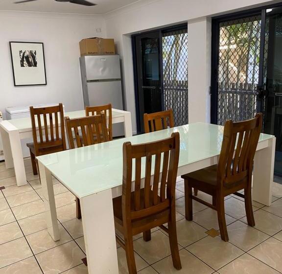 צימר Arrival Lodge Hostel Accommodation