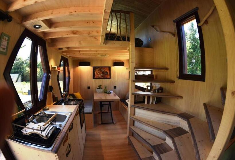 住宿加早餐  La Fontaine Airmeth