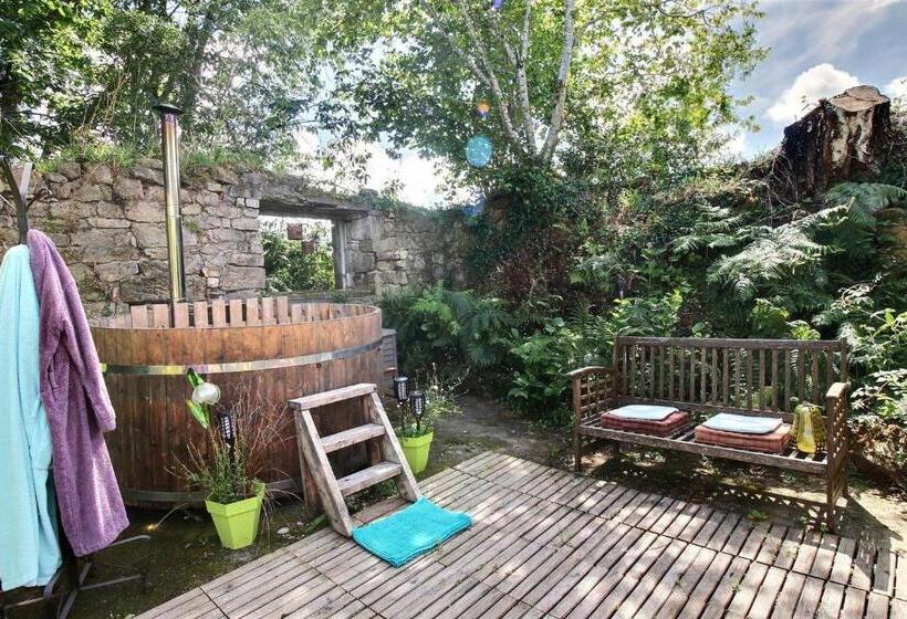 住宿加早餐  La Fontaine Airmeth