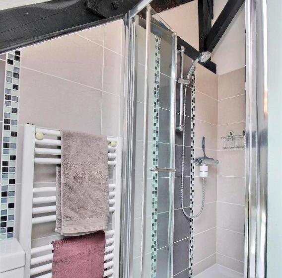 住宿加早餐  La Fontaine Airmeth