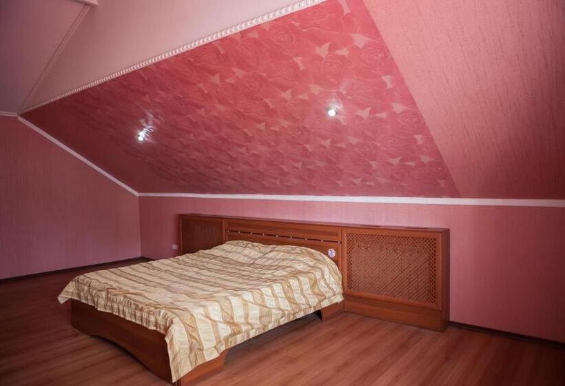 فندق Astoria