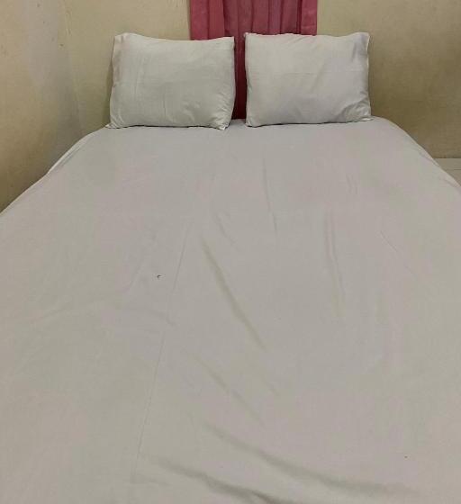 فندق Oyo Life 93259 Kos Kurnia