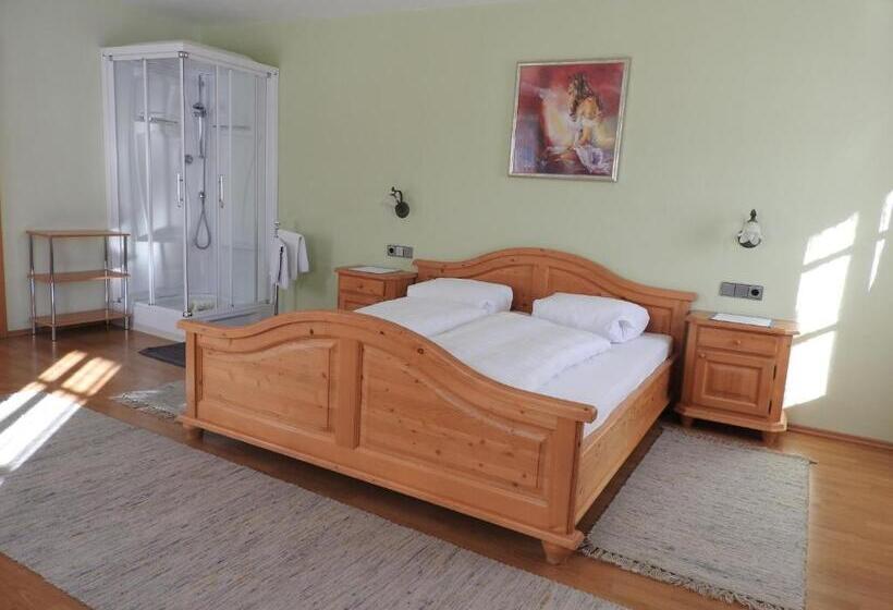 Пансион Gästehaus Taner