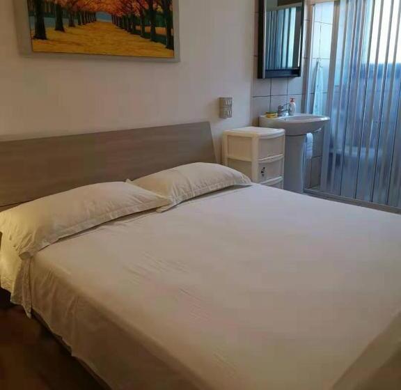 פנסיון Summer S House