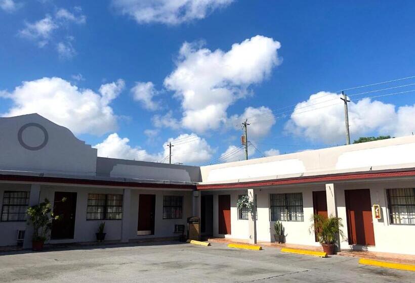 Ramona Motel