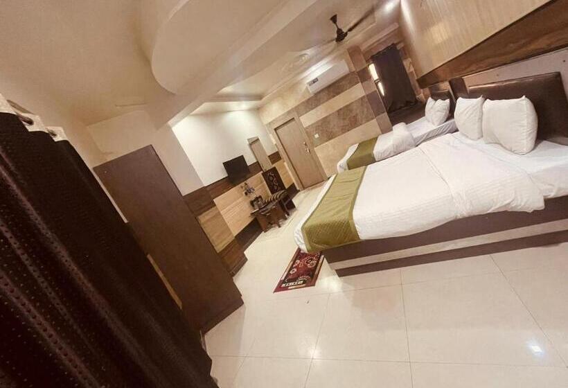 Alpine By The Golden Taj Group And Hotels