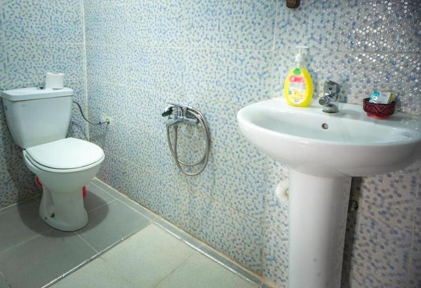 تختخواب و صبحانه Dar Chourafa Riad