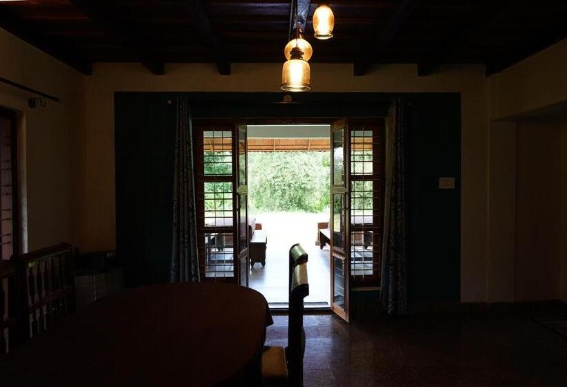 민박 Spring Fields Coorg Homestay