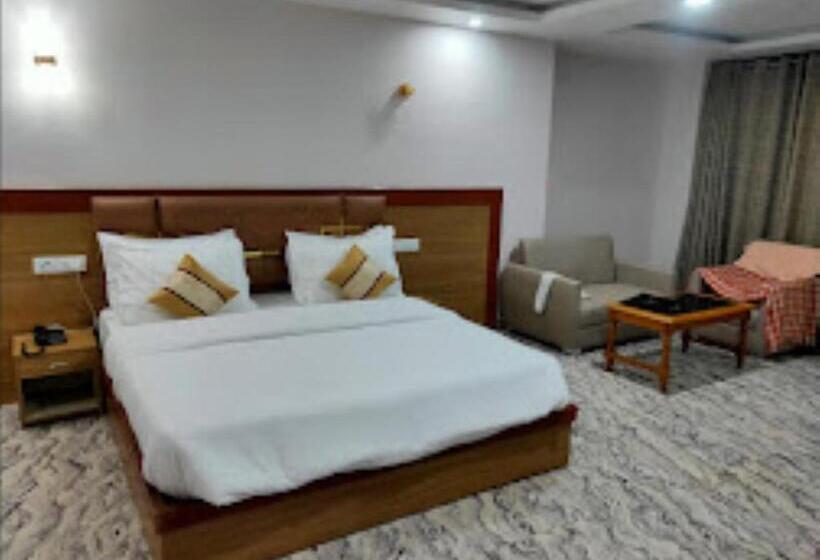 فندق Imolesh Imphal