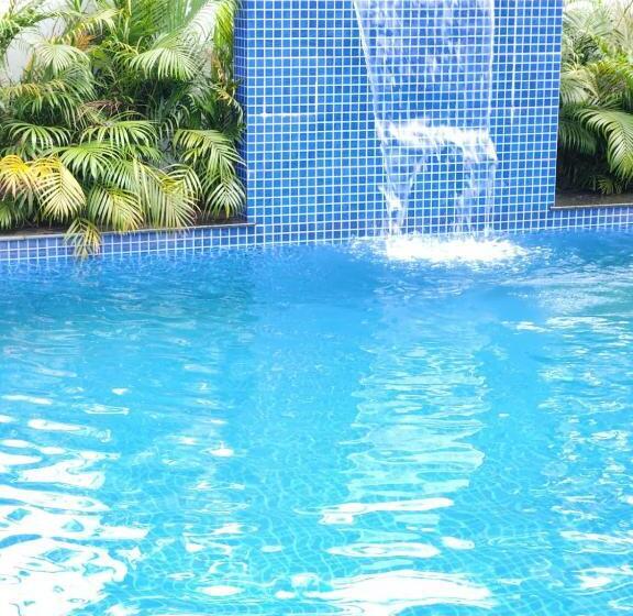 فندق Grand Opulence Morjim Bliss Beach Resort