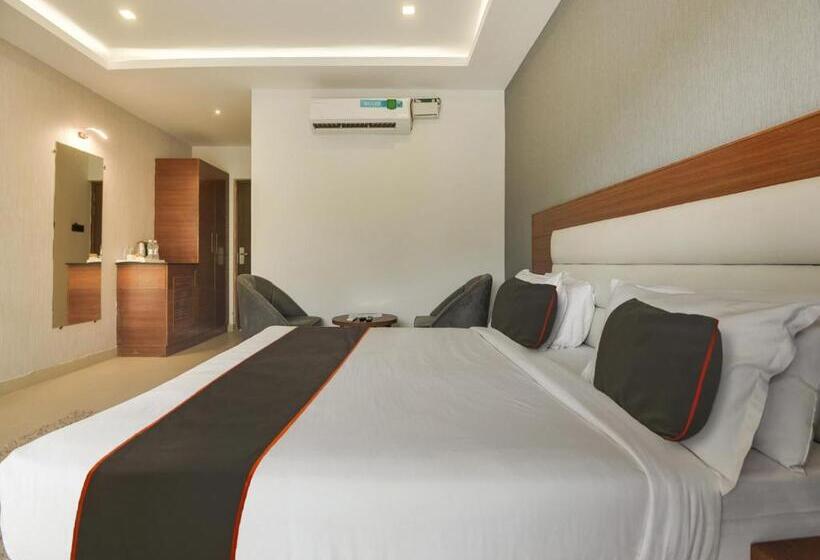 فندق Grand Opulence Morjim Bliss Beach Resort