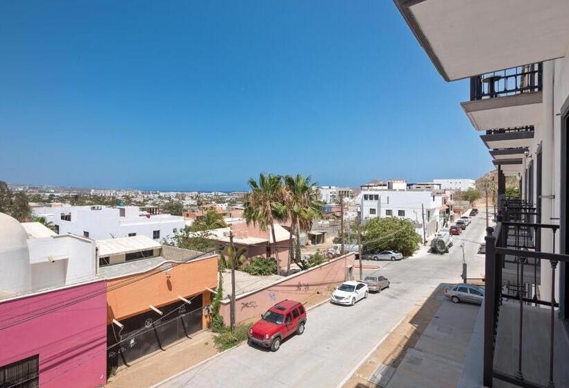 هتل Morgan Residences 303