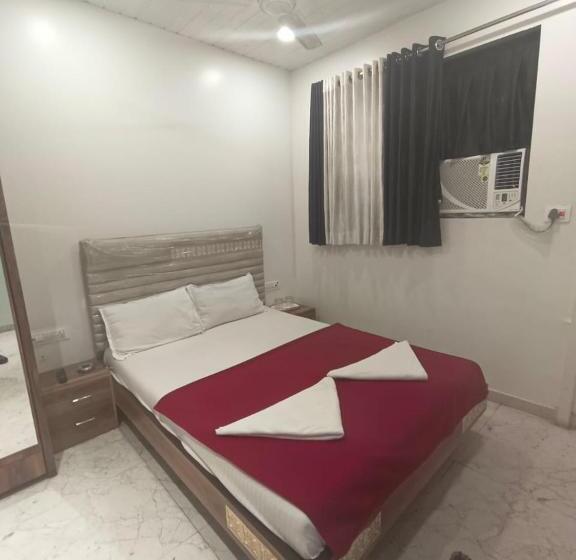 酒店 Nirvana Lodging & Boarding