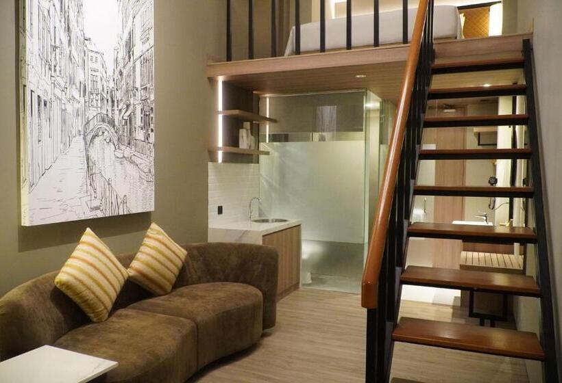 هتل Posto Dormire Sudirman