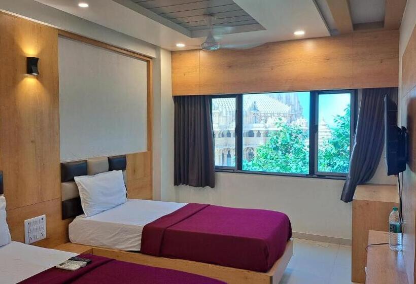 Hotel Shivaay Somnath