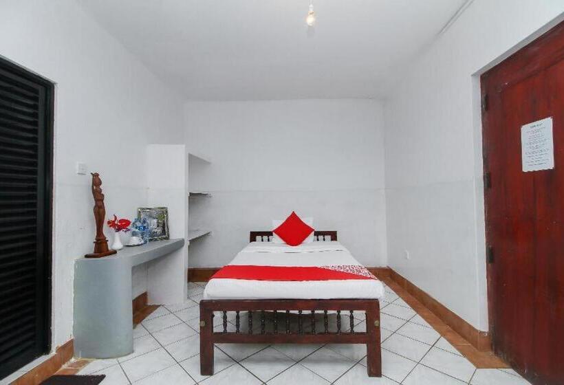 호텔 Sunny S Guest House Akurala