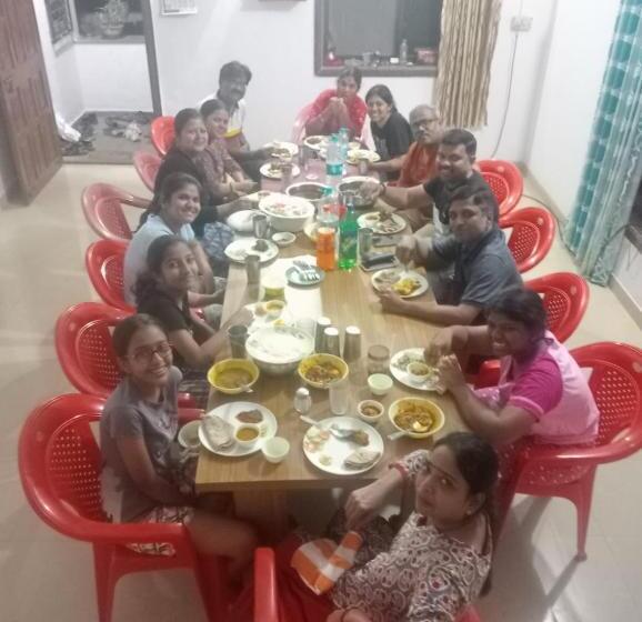 ホテル Tridev Coastal Villa Alibag