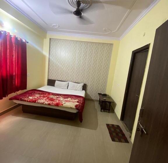 Пансион Arvi Guest House