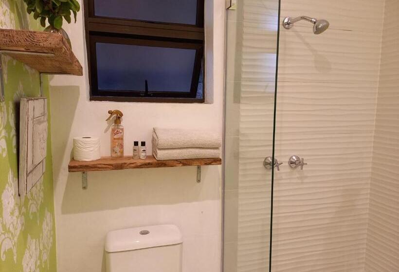 Пансион Royal Palm Suite, Villa Roc Guesthouse, Salt Rock Ballito, Solar Power