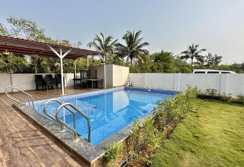 منتجع Iris Villa   Nagaon Beach