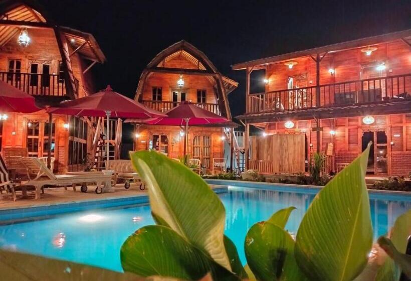 리조트 Melasti Mountain Villa, Amed Bali   Agung Room 1