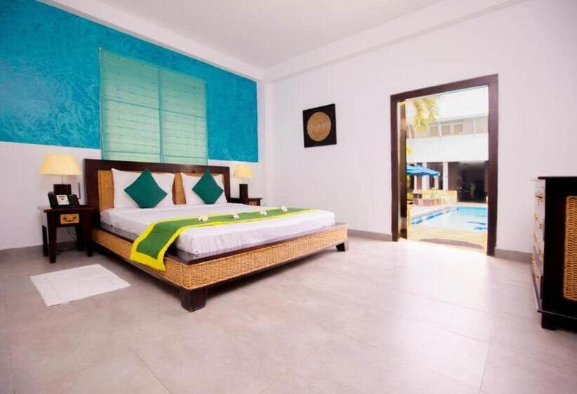 St.lachlan Hotel & Suites